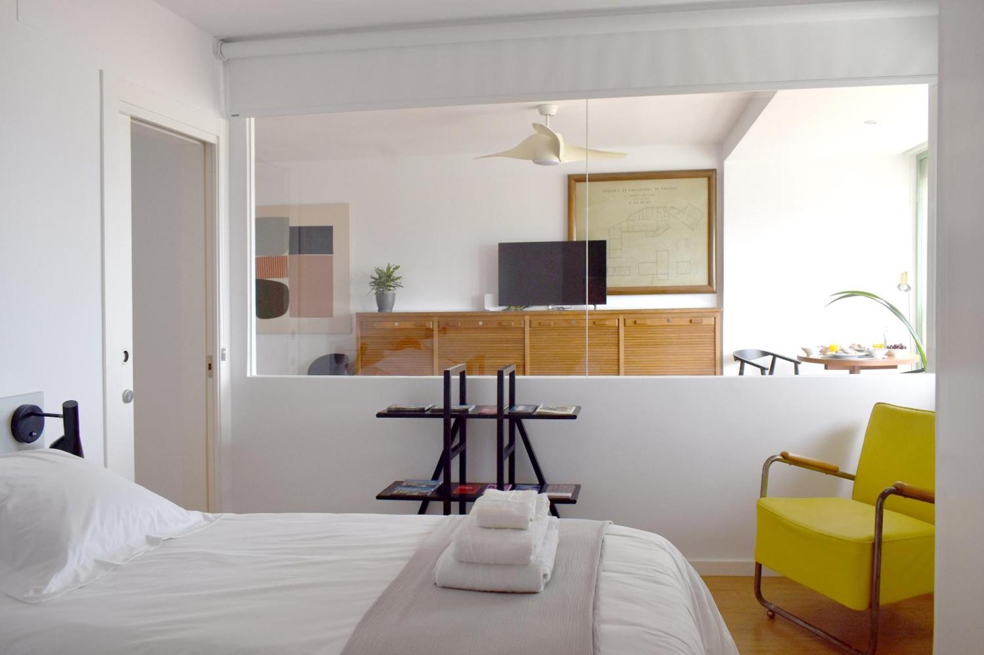 Stylish Well-connected Beachfront Flat Appartement Valence